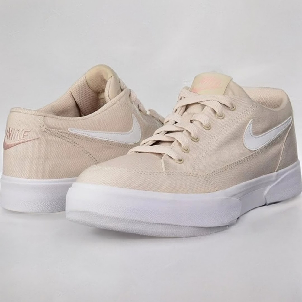 Nike GTS '16 TXT Women's Desert Sand Sneakers 10 - Picture 2 of 8